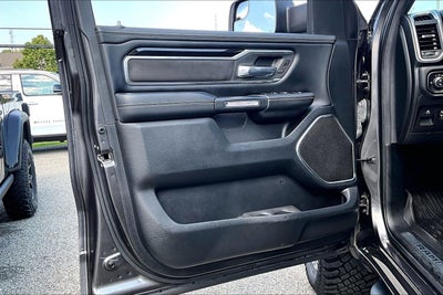 2021 RAM 1500 Laramie Crew Cab 4x4 5'7' Box