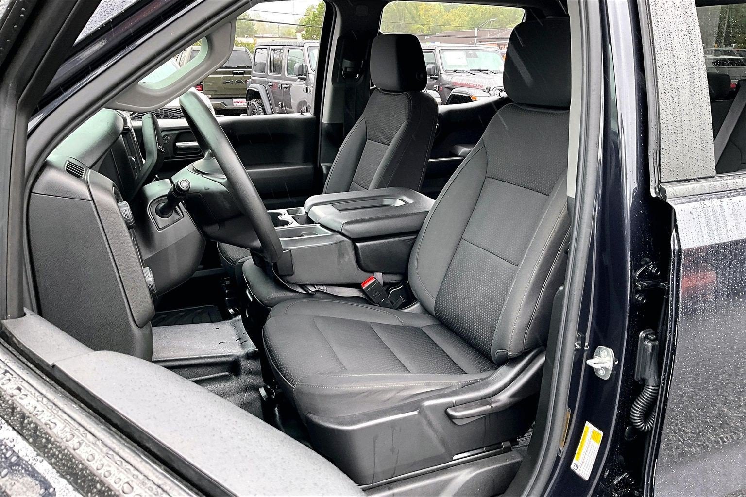 2023 Chevrolet Silverado 1500 4WD Crew Cab Short Bed WT