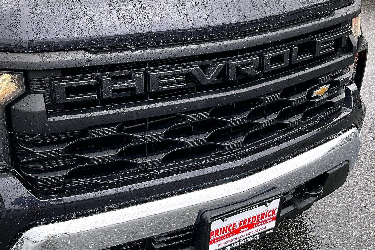 2023 Chevrolet Silverado 1500 4WD Crew Cab Short Bed WT
