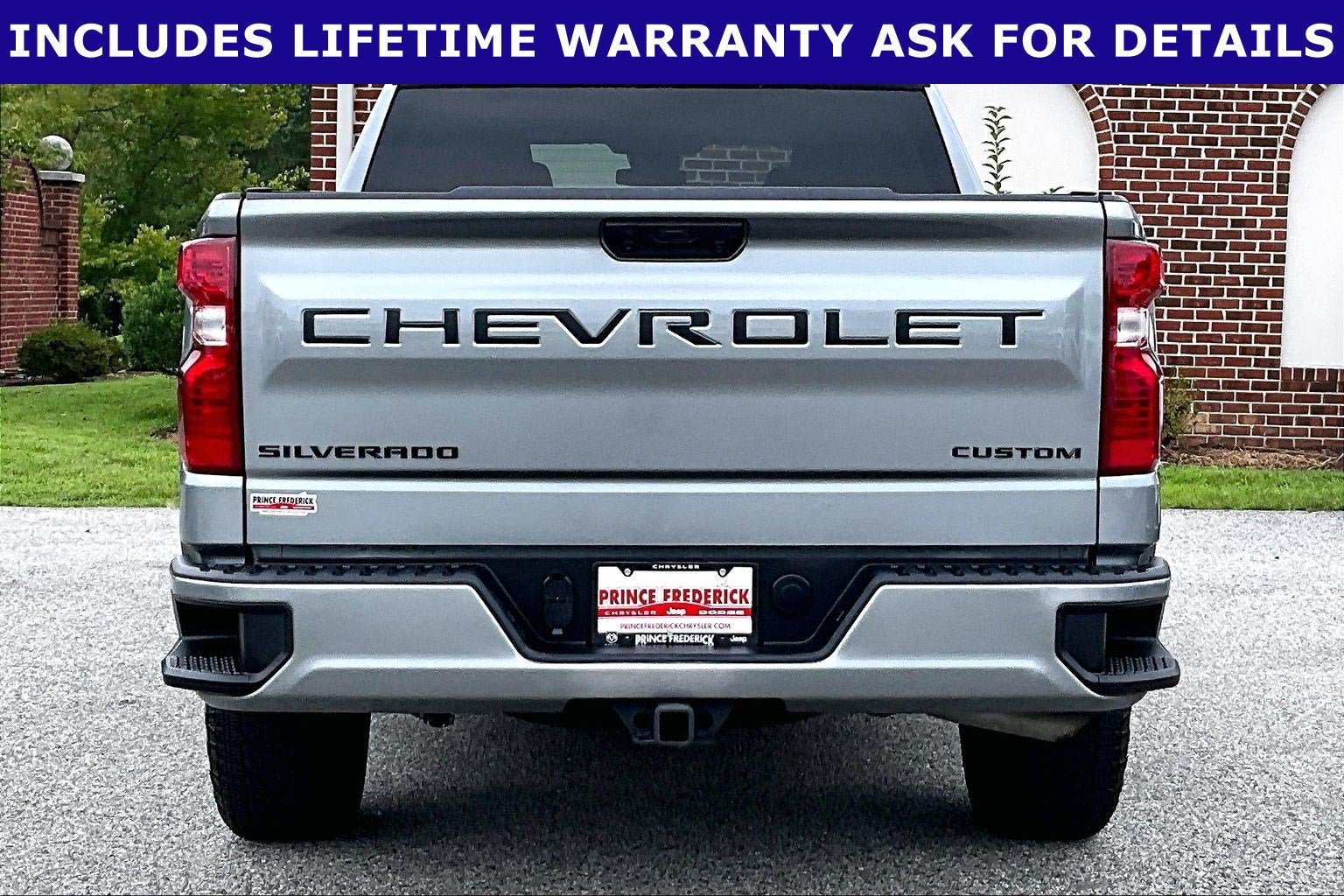 2024 Chevrolet Silverado 1500 4WD Crew Cab Short Bed Custom