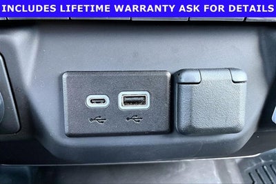 2025 Chevrolet Silverado 1500 4WD Double Cab Standard Bed Custom