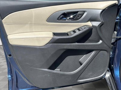 2023 Chevrolet Traverse FWD LS