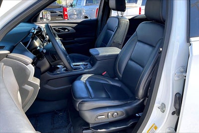 2023 Chevrolet Traverse AWD LT Leather