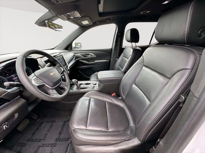 2023 Chevrolet Traverse AWD LT Leather