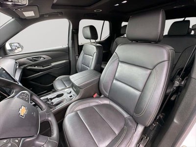 2023 Chevrolet Traverse AWD LT Leather