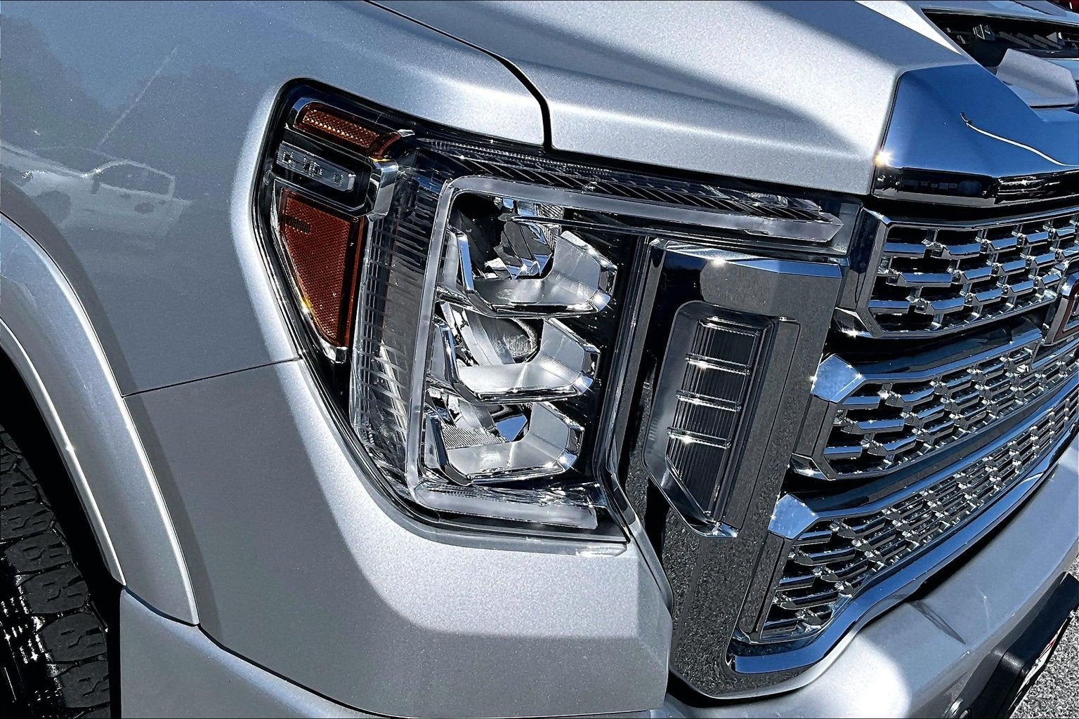 2023 GMC Sierra 2500HD 4WD Crew Cab Standard Bed Denali