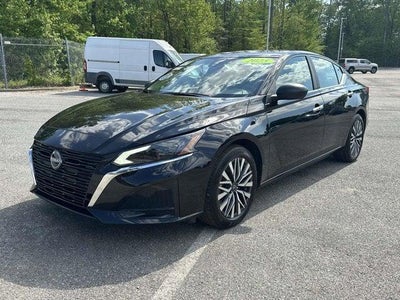 2025 Nissan Altima SV FWD