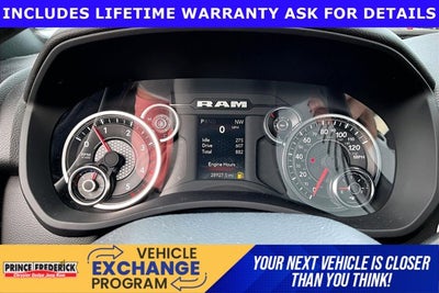 2024 RAM 3500 Big Horn Crew Cab 4x4 8' Box