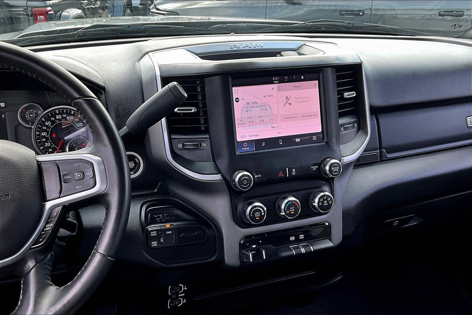 2024 RAM 2500 Big Horn Crew Cab 4x4 6'4' Box