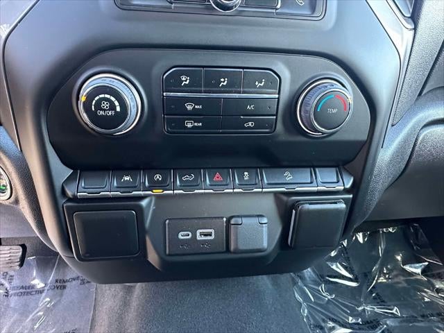 2022 Chevrolet Silverado 1500 4WD Crew Cab Short Bed Custom Trail Boss