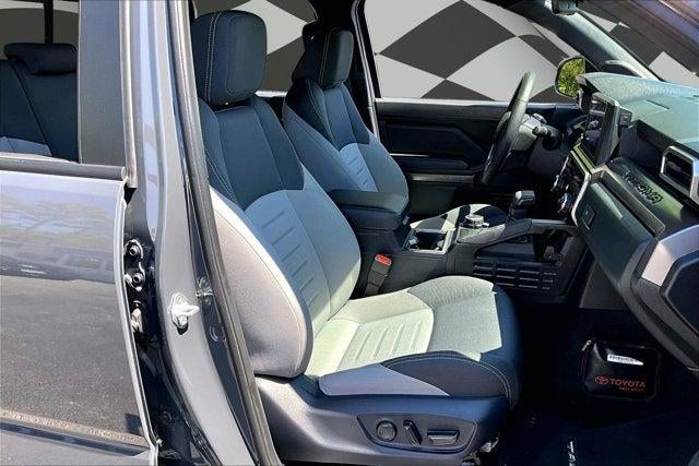 2024 Toyota Tacoma Hybrid TRD Sport 4WD