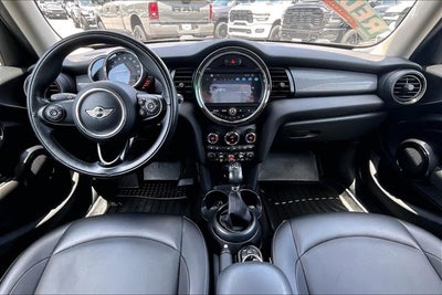 2017 MINI Hardtop Cooper