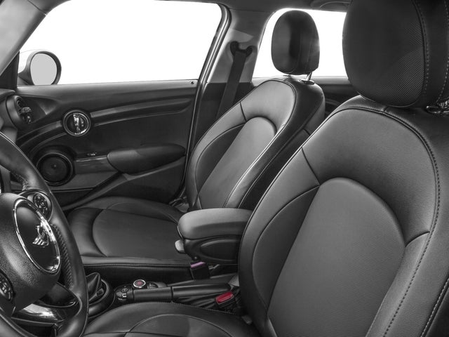 2017 MINI Hardtop Cooper