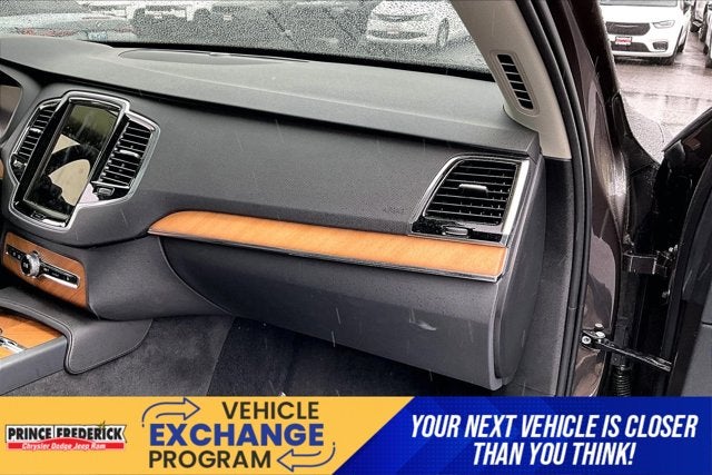 2024 Volvo XC90 B5 Plus Bright Theme