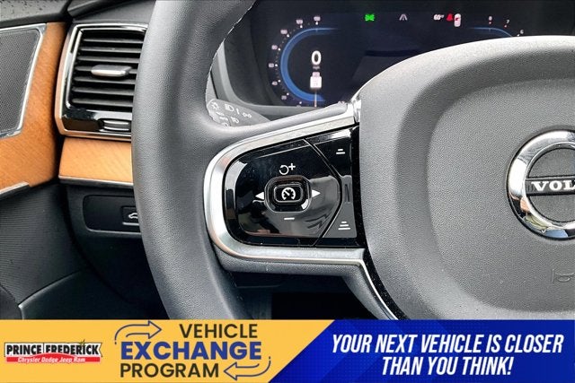 2024 Volvo XC90 B5 Plus Bright Theme