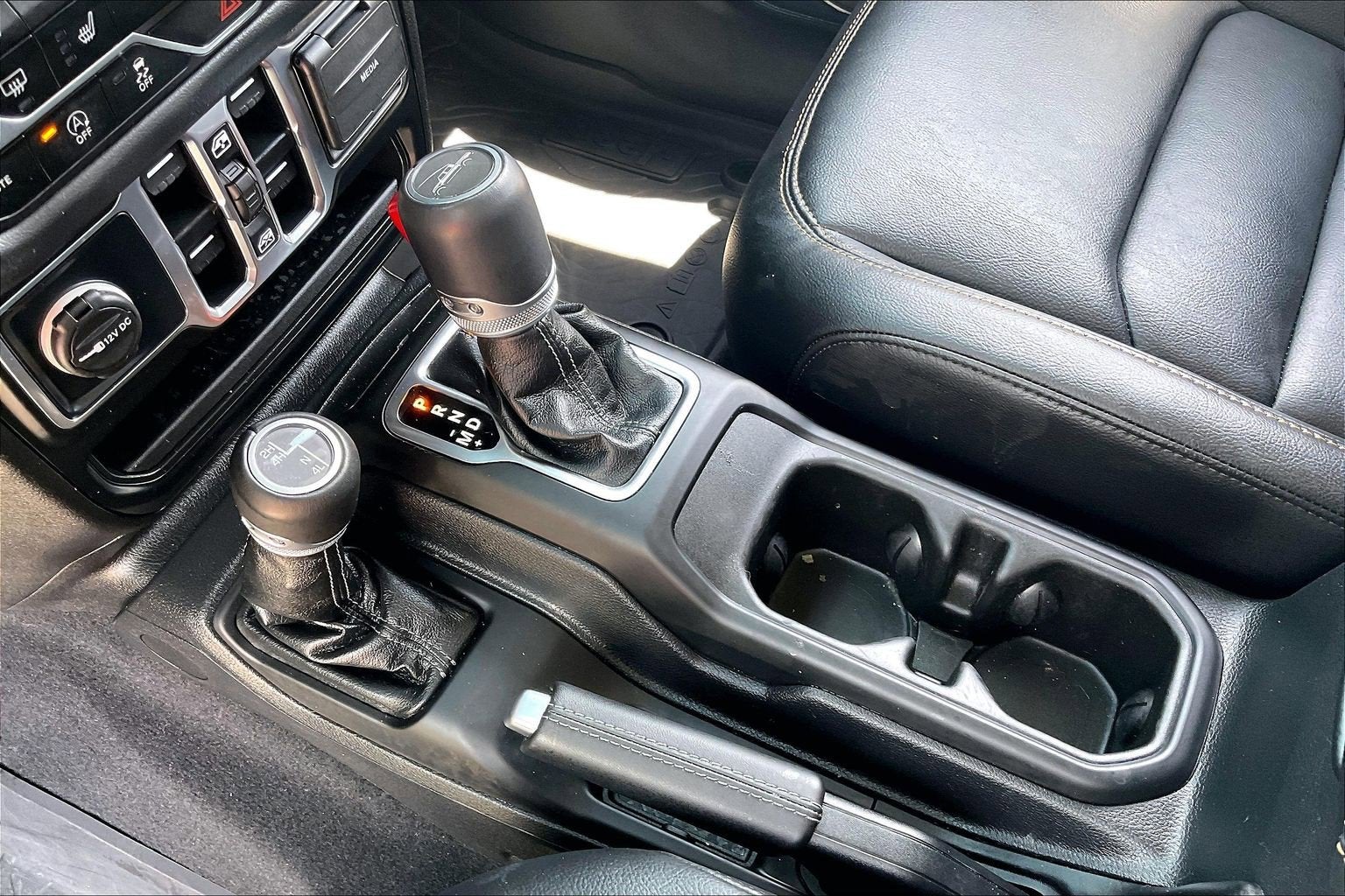 2025 Jeep Gladiator Sport S