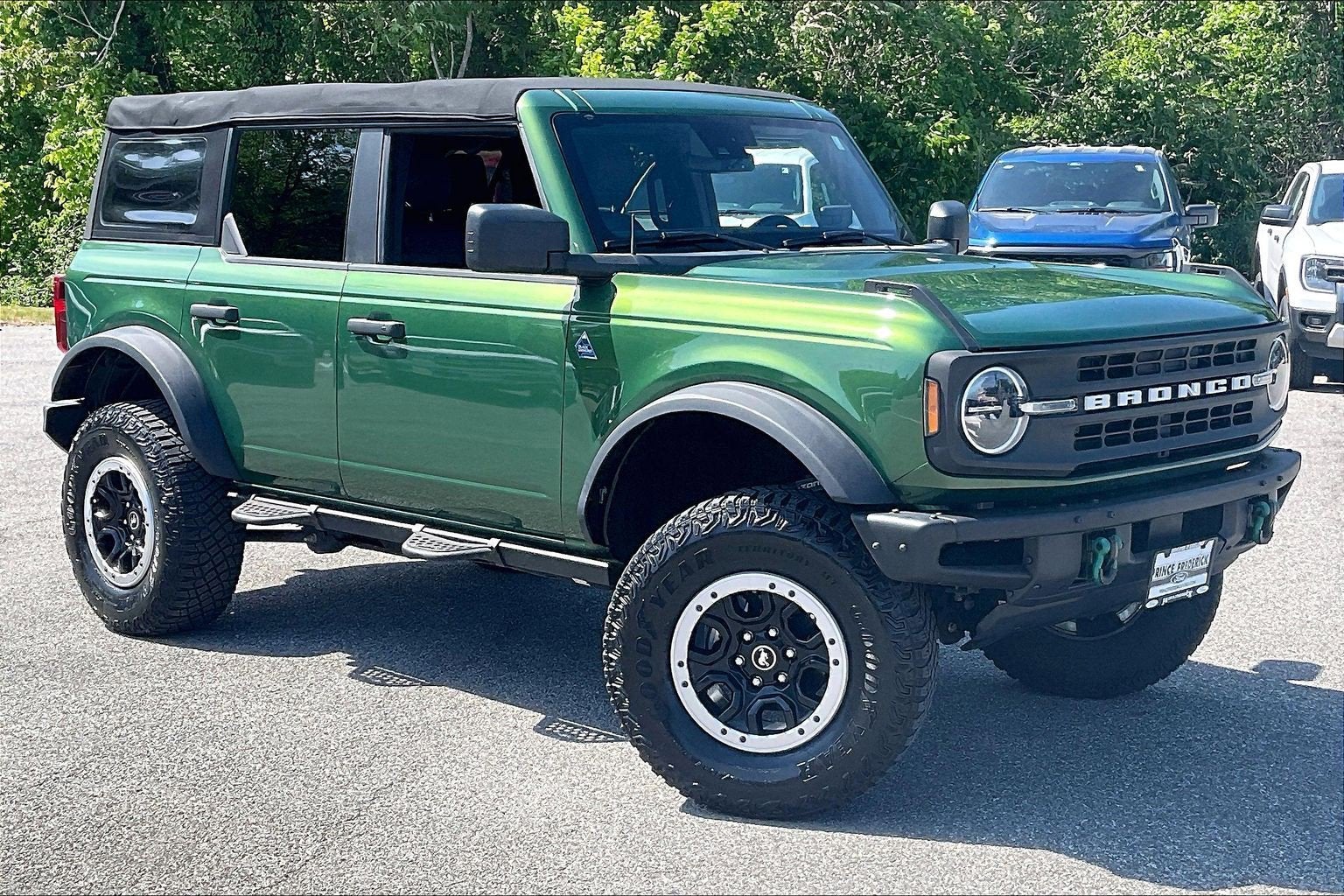 2023 Ford Bronco Base