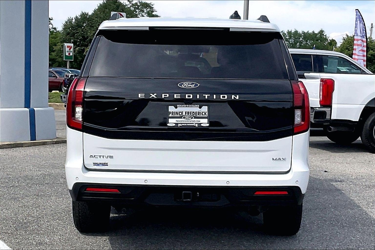 2025 Ford Expedition Max Active