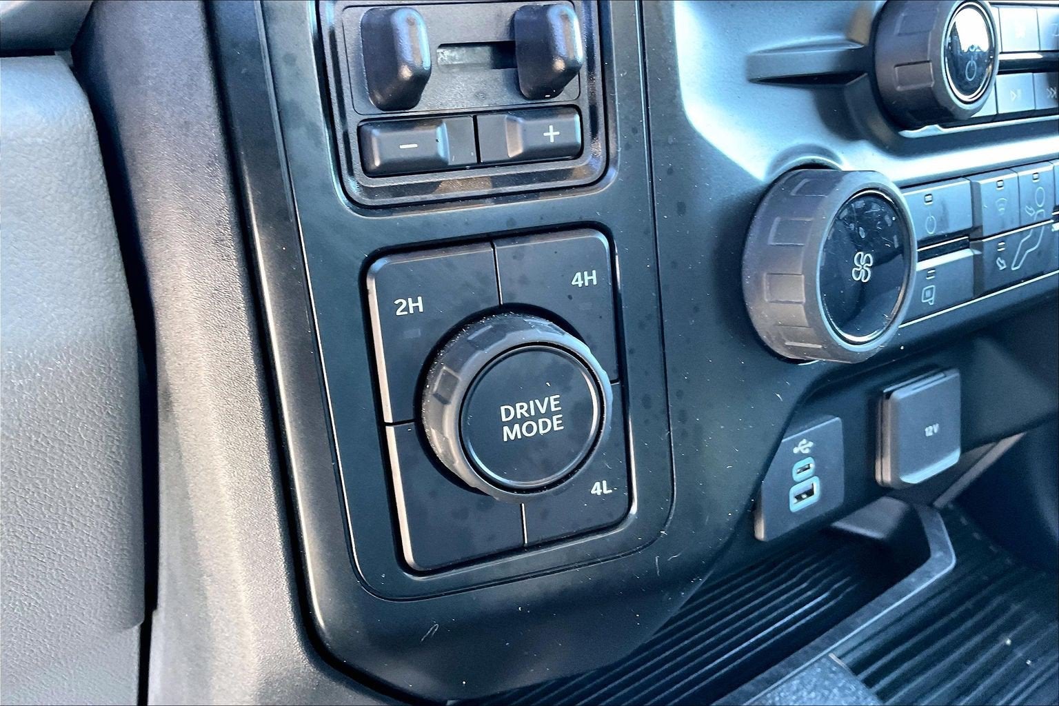 2023 Ford Super Duty F-250 SRW XL