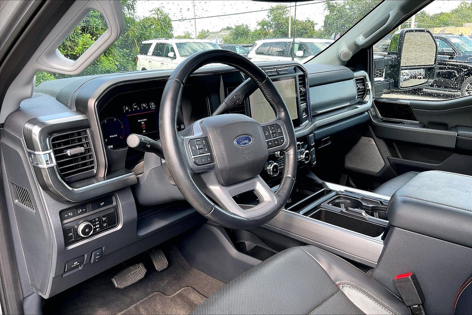 2024 Ford Super Duty F-350 SRW LARIAT