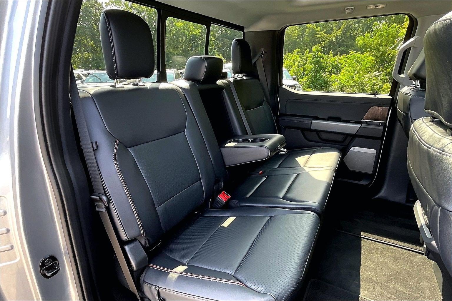 2024 Ford Super Duty F-350 SRW LARIAT