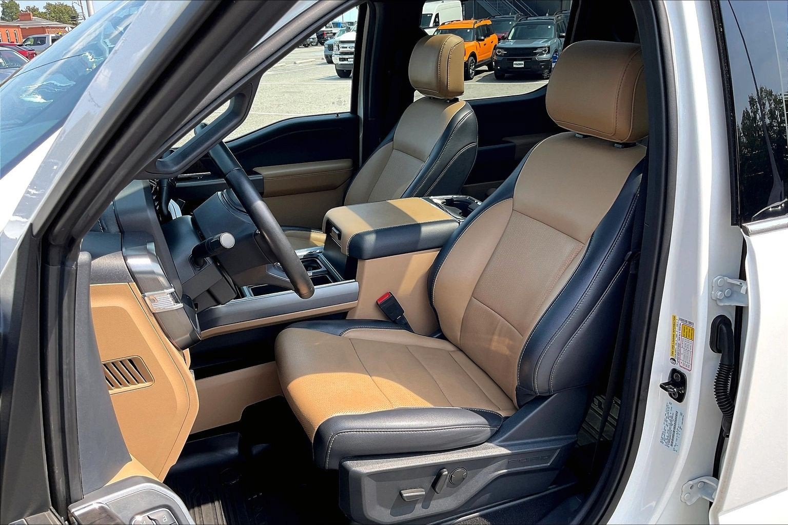 2025 Ford Super Duty F-350 SRW LARIAT
