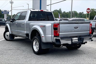 2023 Ford Super Duty F-450 DRW LARIAT