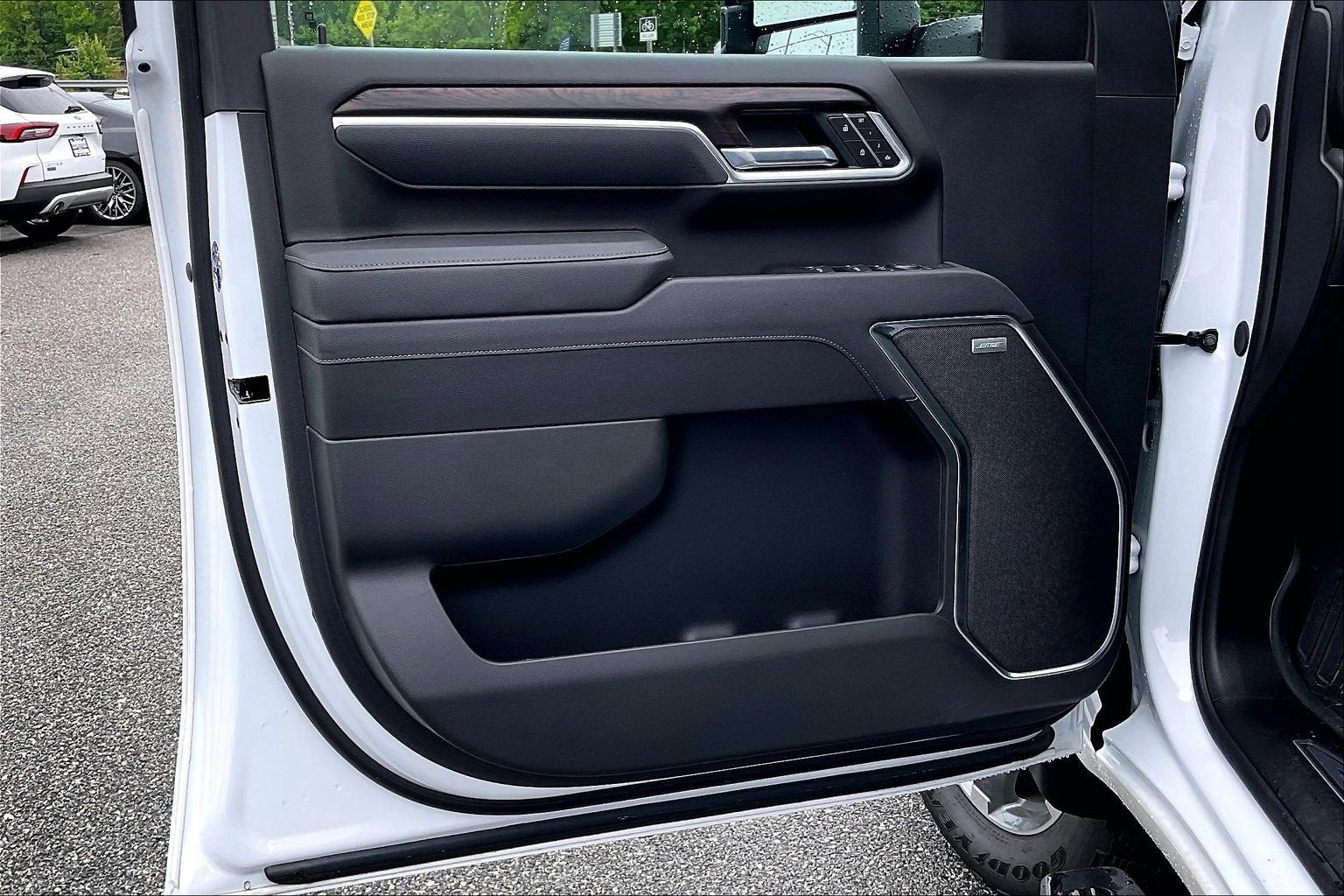 2025 GMC Sierra 3500HD SLT