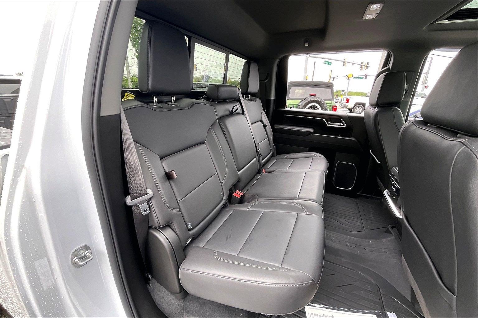2025 GMC Sierra 3500HD SLT