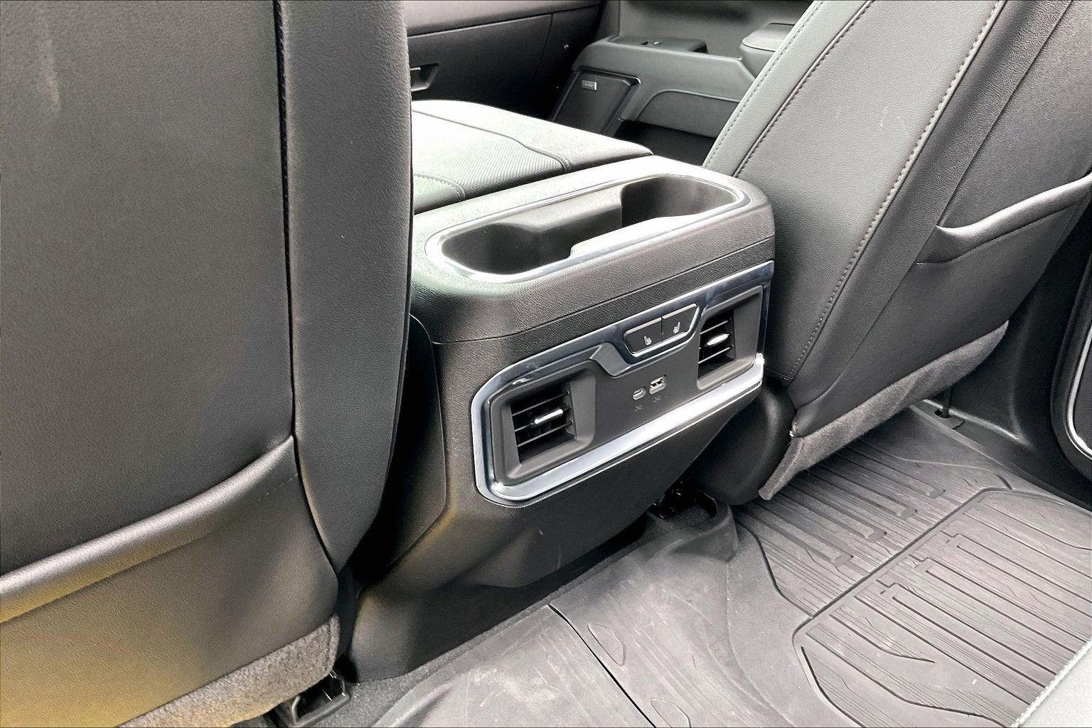 2025 GMC Sierra 3500HD SLT