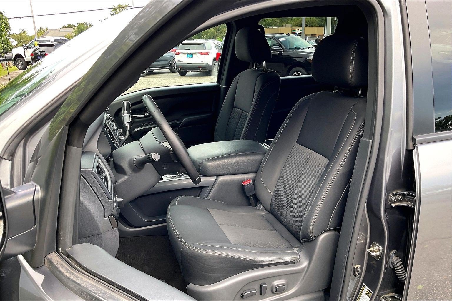 2019 Nissan Titan SV