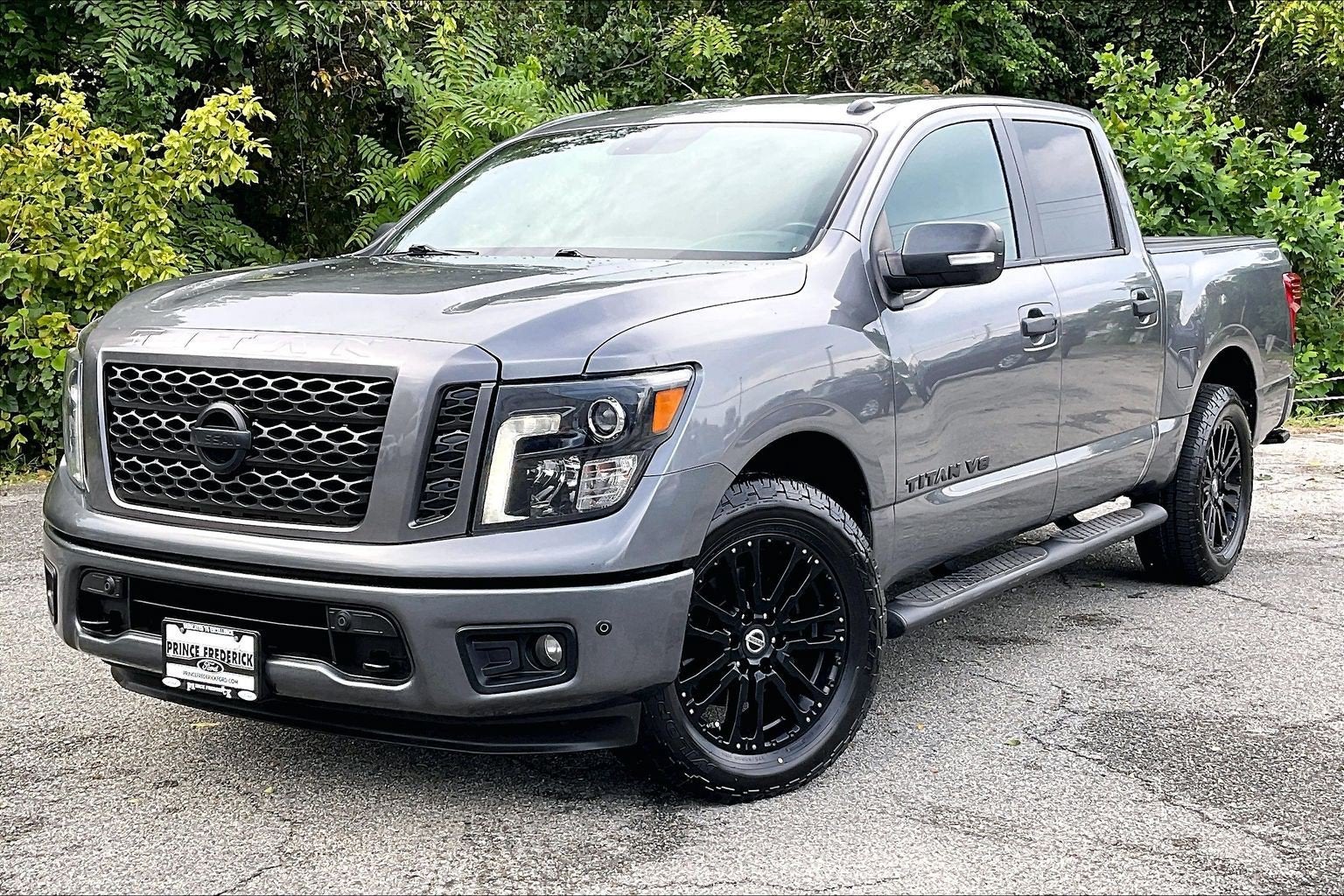 2019 Nissan Titan SV