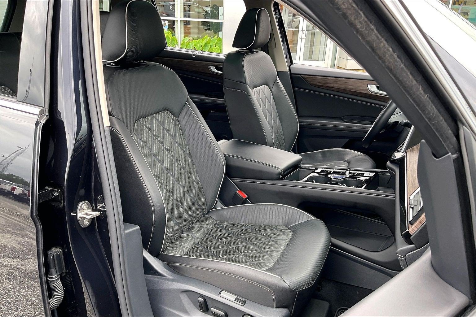 2025 Volkswagen Atlas 2.0T SEL Premium R-Line