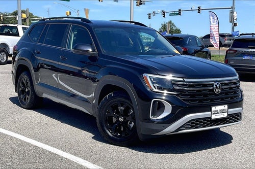 2024 Volkswagen Atlas 2.0T Peak Edition SEL