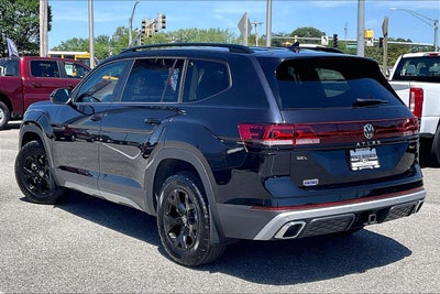 2024 Volkswagen Atlas 2.0T Peak Edition SEL