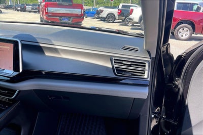 2024 Volkswagen Atlas 2.0T Peak Edition SEL