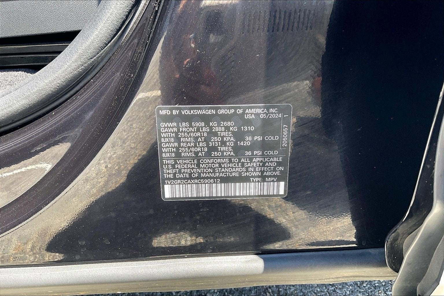 2024 Volkswagen Atlas 2.0T Peak Edition SEL