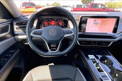 2024 Volkswagen Atlas 2.0T Peak Edition SEL