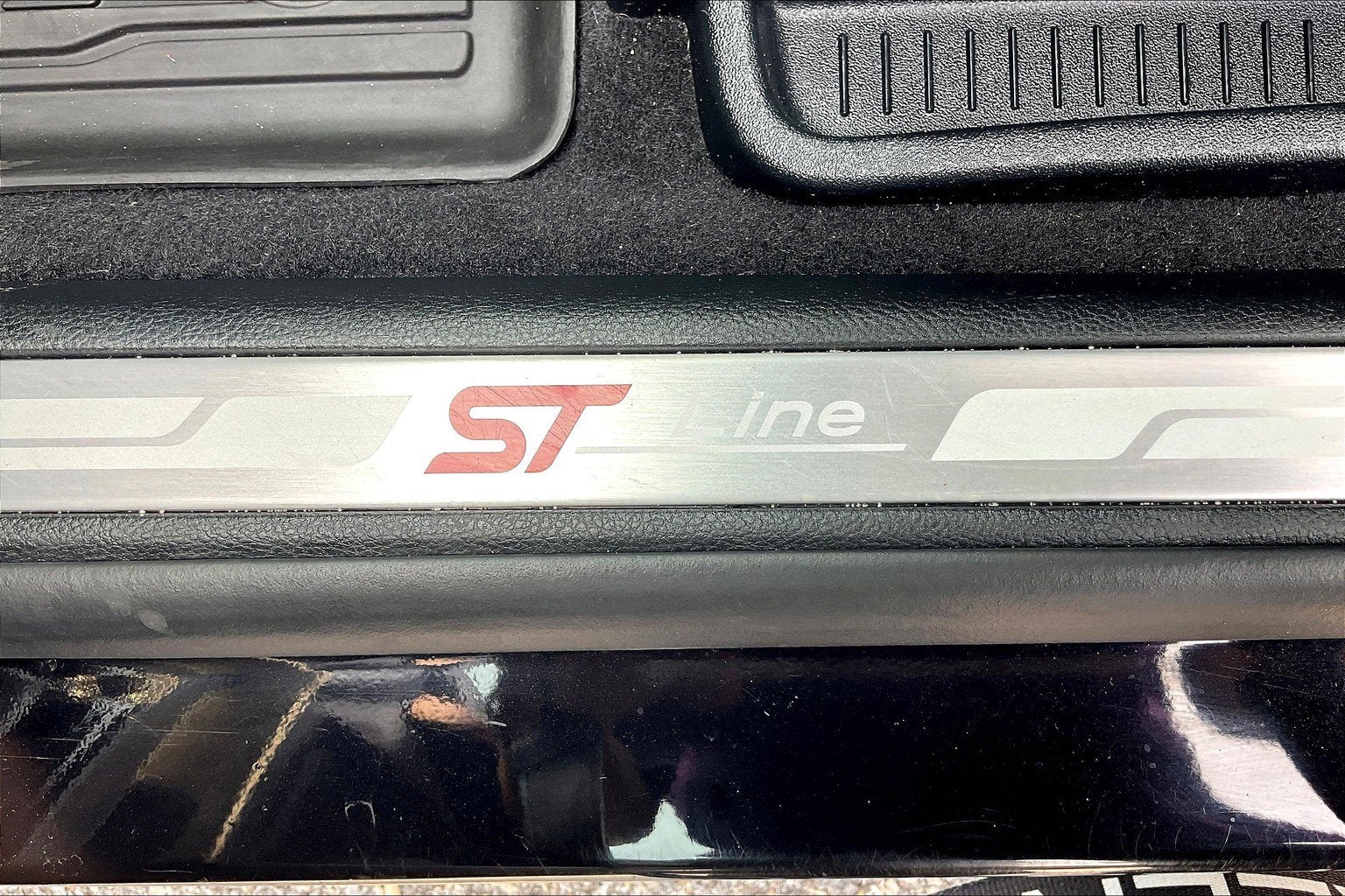 2021 Ford Edge ST-Line