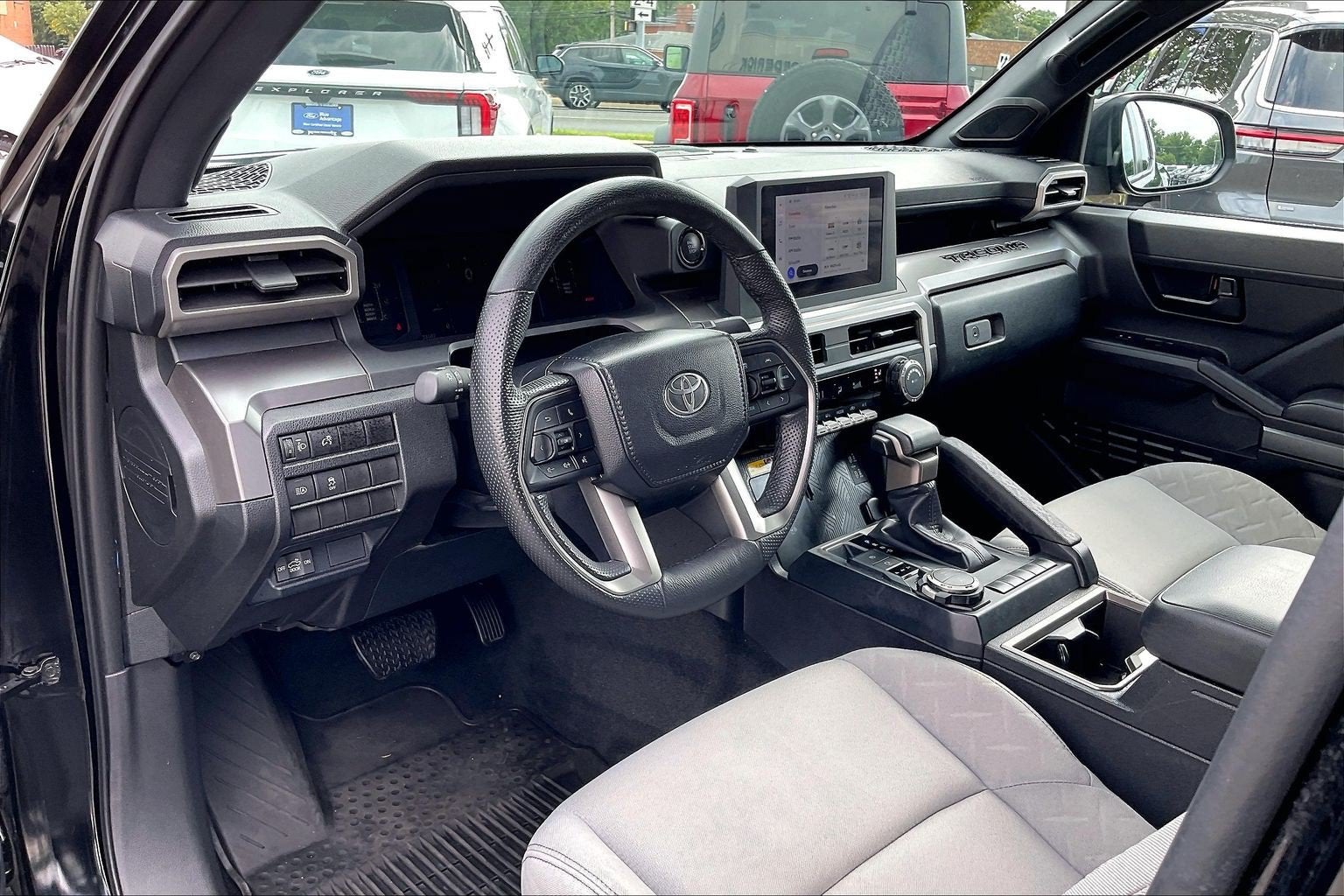 2024 Toyota Tacoma 4WD SR5
