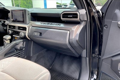 2024 Toyota Tacoma 4WD SR5