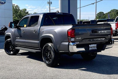 2022 Toyota Tacoma 4WD SR5