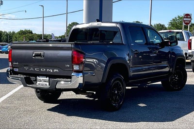 2022 Toyota Tacoma 4WD SR5
