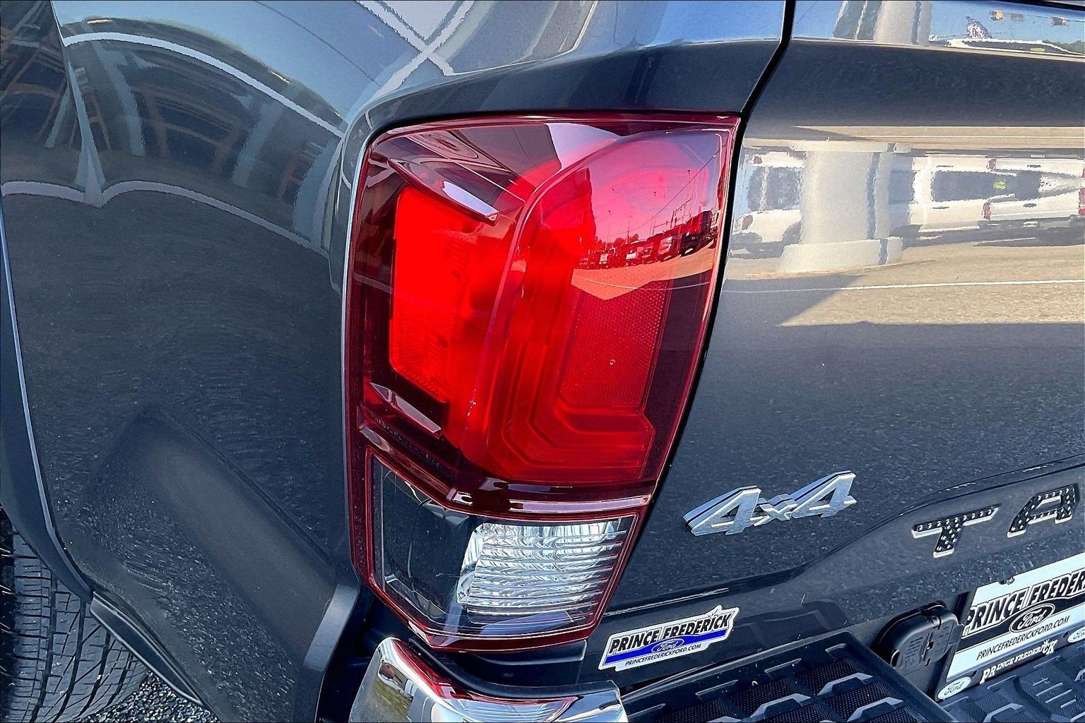 2022 Toyota Tacoma 4WD SR5
