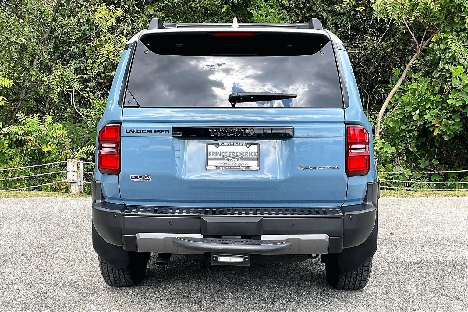 2025 Toyota Land Cruiser Base