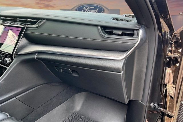 2025 Jeep Grand Cherokee 4xe Overland