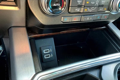 2017 Ford Super Duty F-250 SRW Lariat