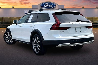 2023 Volvo V90 Cross Country Ultimate