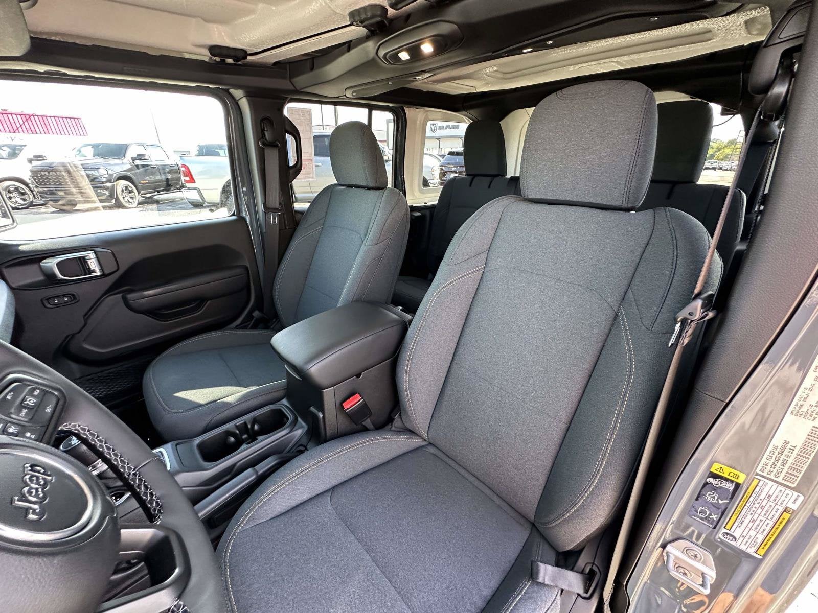 2025 Jeep Wrangler WRANGLER 4-DOOR SPORT S