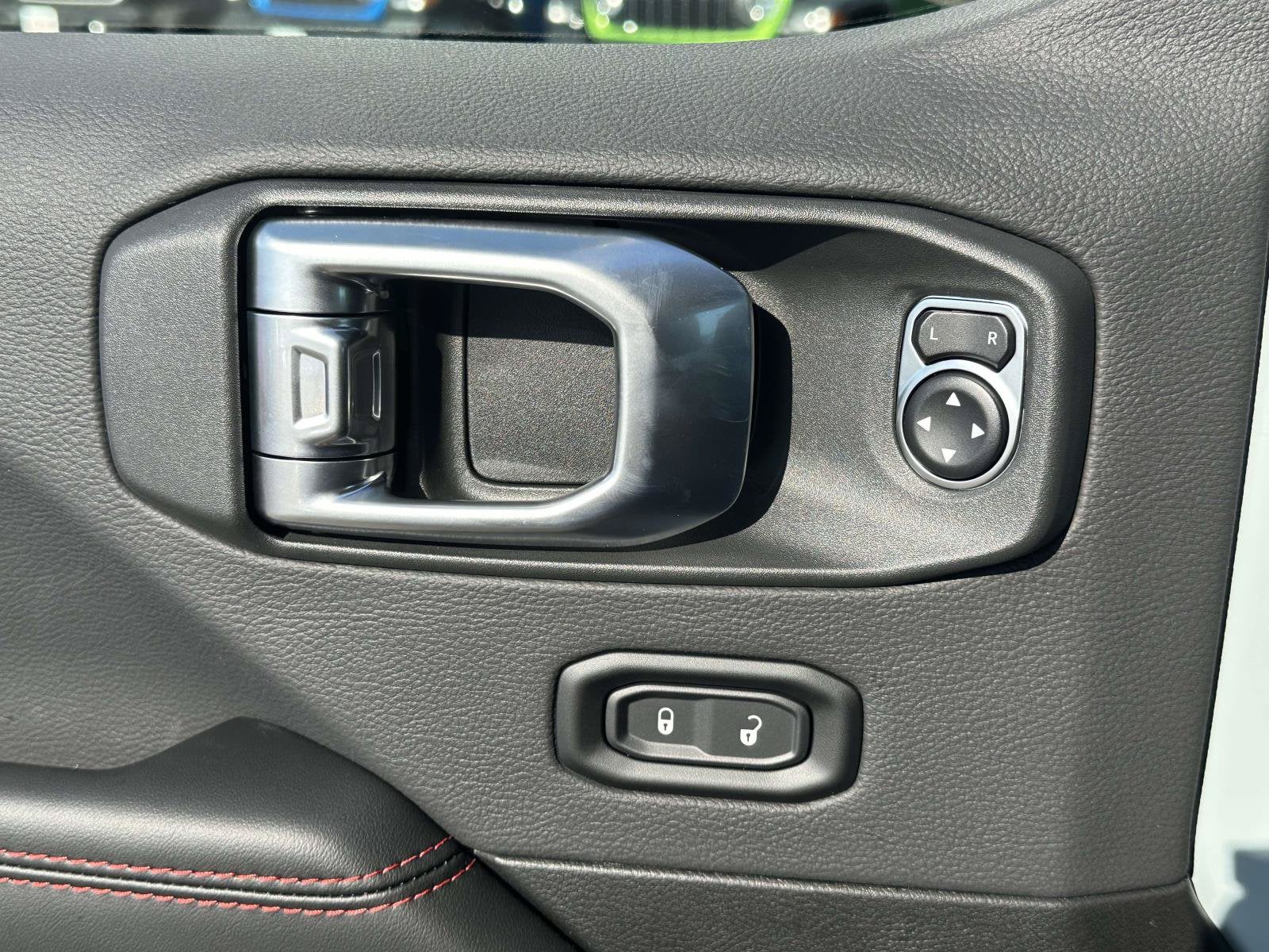 2027 Jeep Wrangler WRANGLER 4-DOOR RUBICON X